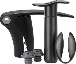 LE CREUSET - 5 Piece Wine Tools Gift Set (Compact Lever, Foil Cutter & Pump with 2 Stoppers) - Black/Grey