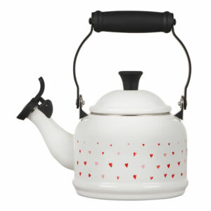 LE CREUSET - L' Amour Collection: Demi Kettle - White w/ Heart Applique