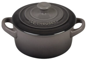LE CREUSET - Mini Round Cocotte 8oz - Oyster