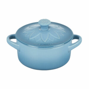 LE CREUSET Mini Round Cocotte with Flower Lid - Caribbean