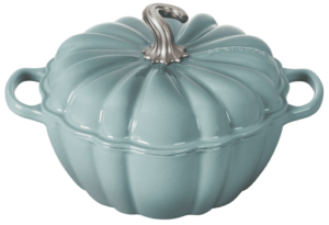 LE CREUSET - Figural 4qt. Pumpkin Cocotte w/ SS Figural Knob - Sea Salt